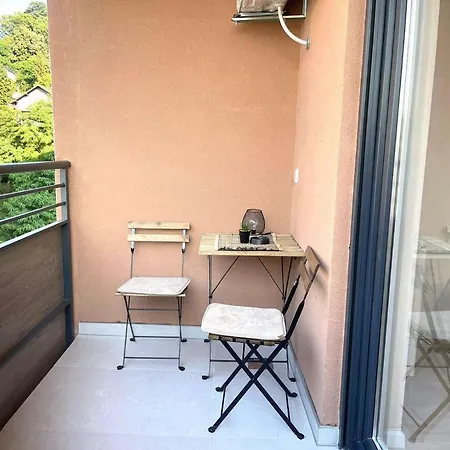 Elegance Self Check-in Free Parking