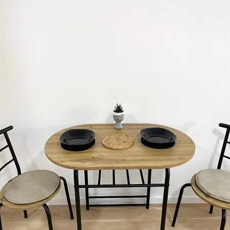 Elegance Self Check-in Free Parking 아파트 *