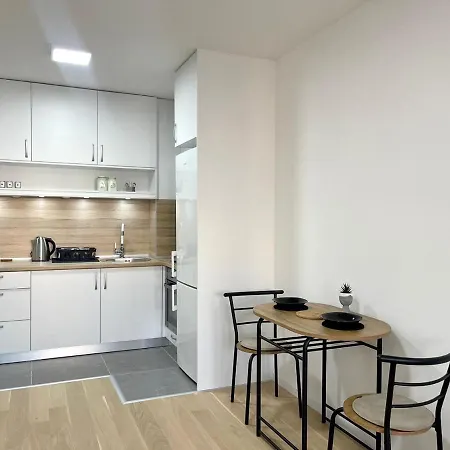 Elegance Self Check-in Free Parking 아파트 *